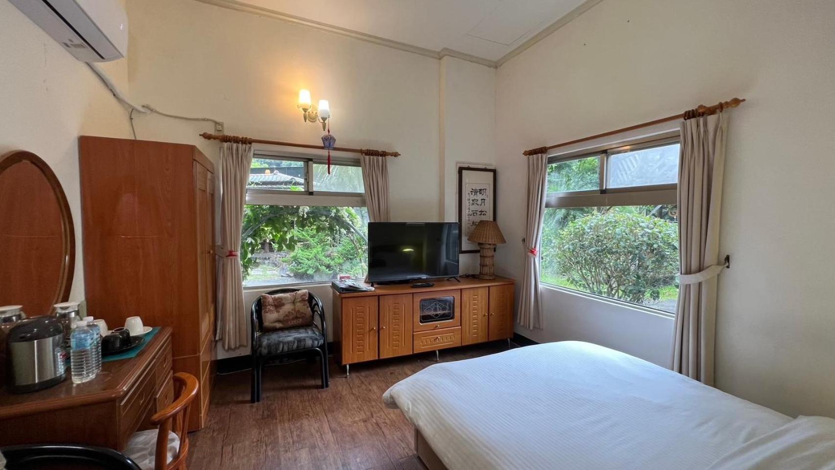 Shiding Lohas Gallery Long Stay Hostel المظهر الخارجي الصورة